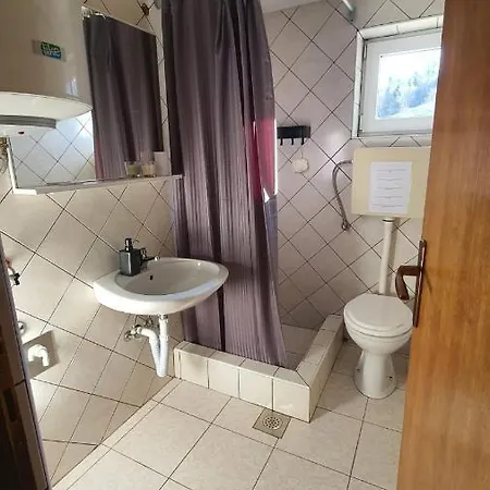 Family Friendly House With A Swimming Pool Vrbovsko, Gorski Kotar - 20331 Nyaraló Vrbovsko